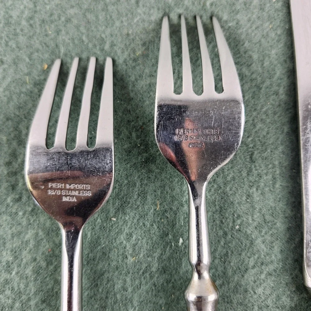 5 Piece Place Setting Pier 1 Imports PII15 Flatware Stainless 18/8 India Vintage
